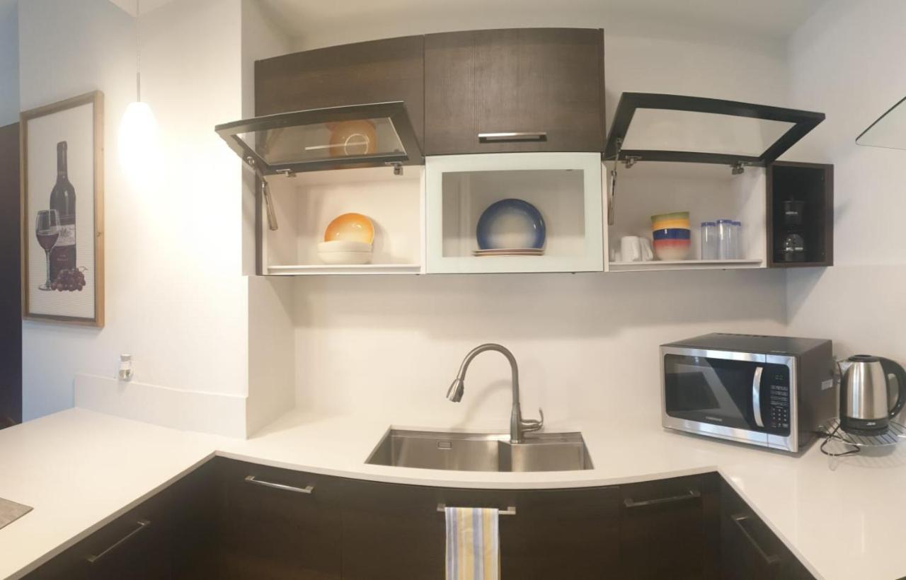 Parkhurst 1 Apartment คิงส์ตัน ภายนอก รูปภาพ